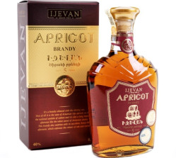 Brandy Apricot 5 let 0,5L 40% IJEVAN