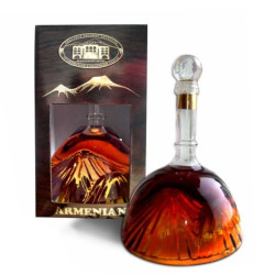 Brandy hora Ararat 10 let 0,5L 40% PROSHYAN